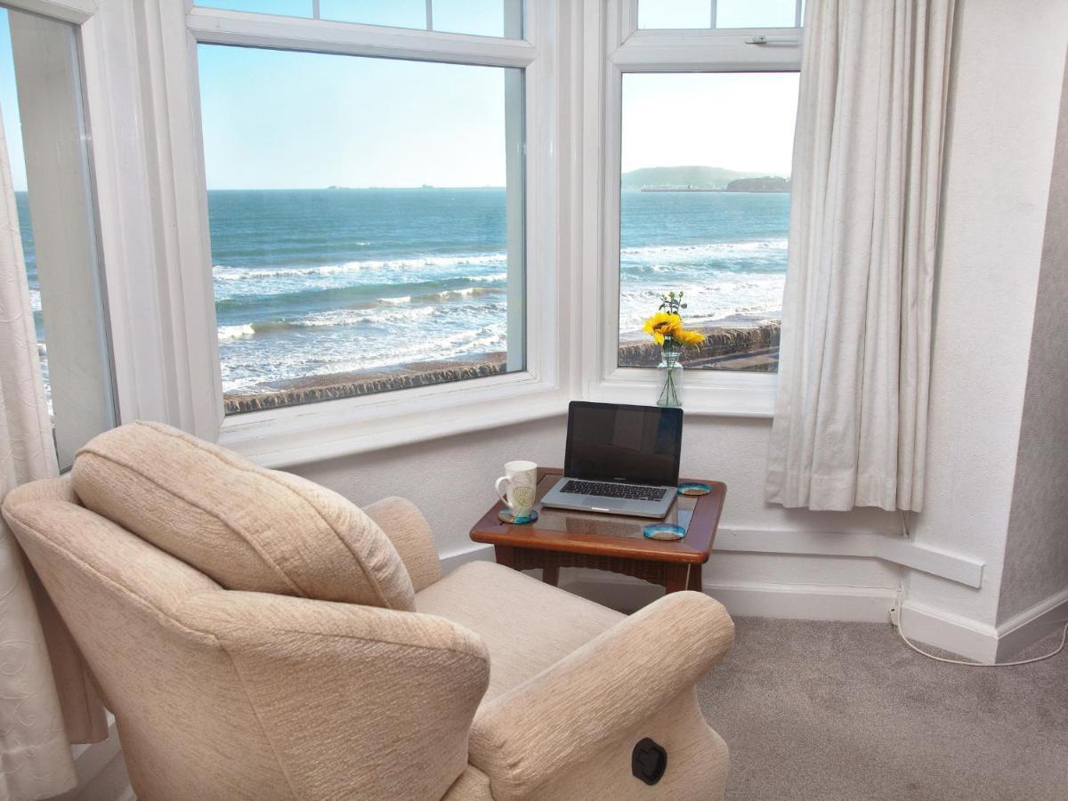 Weymouth Bay Apartment B Bagian luar foto
