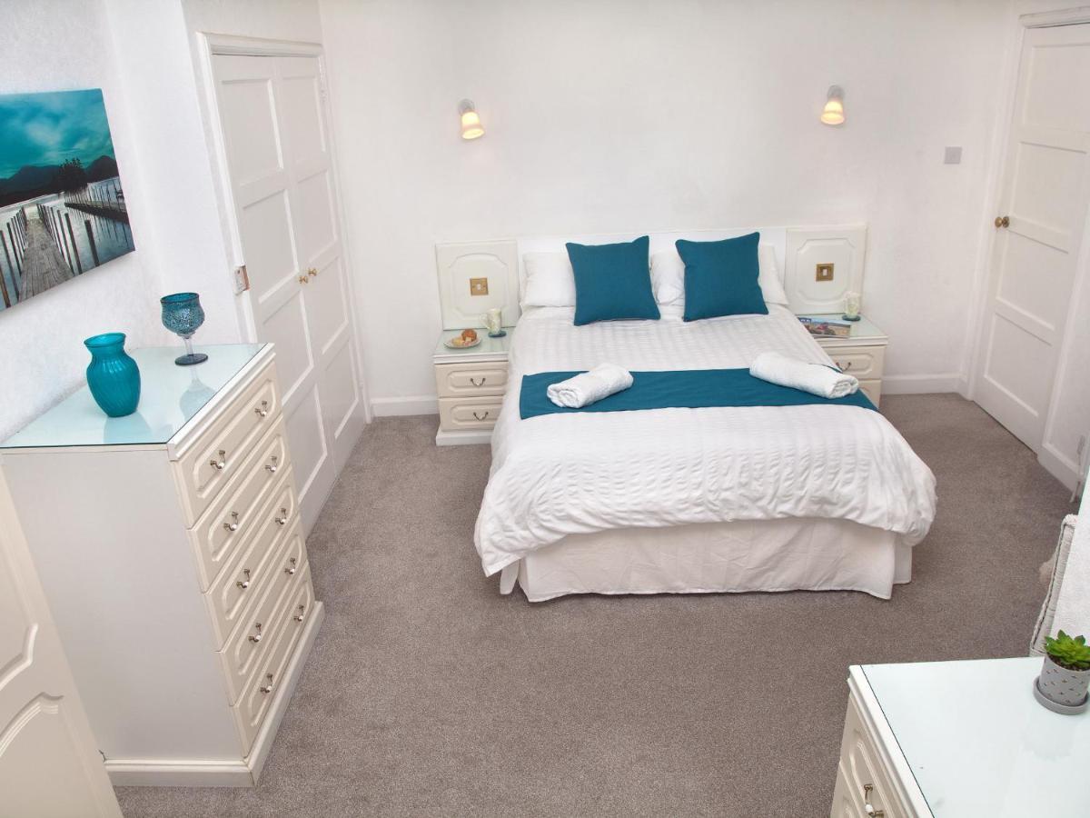 Weymouth Bay Apartment B Bagian luar foto