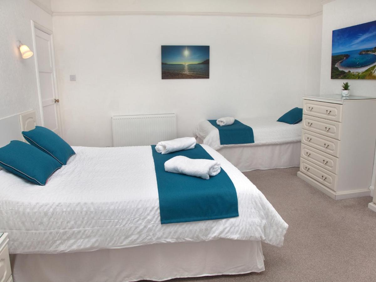 Weymouth Bay Apartment B Bagian luar foto